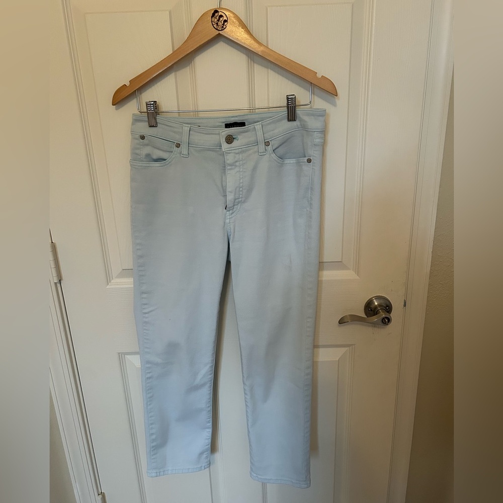Talbots Women's Light Blue Skinny Jeans size 6